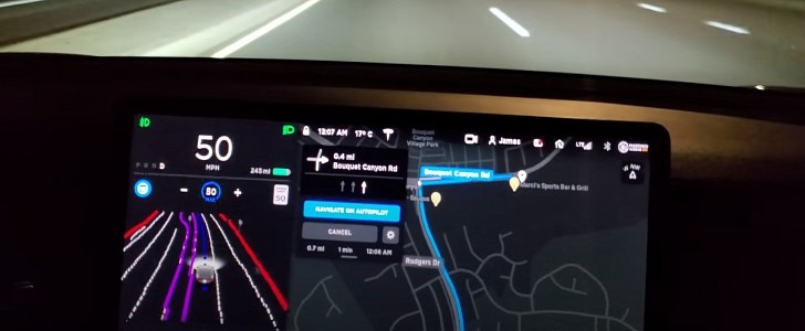 Tesla Full Self-Driving Beta in action