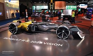 Futuristic Formula 1 Concept Poses Next To 2018 Renault Megane RS At IAA 2017