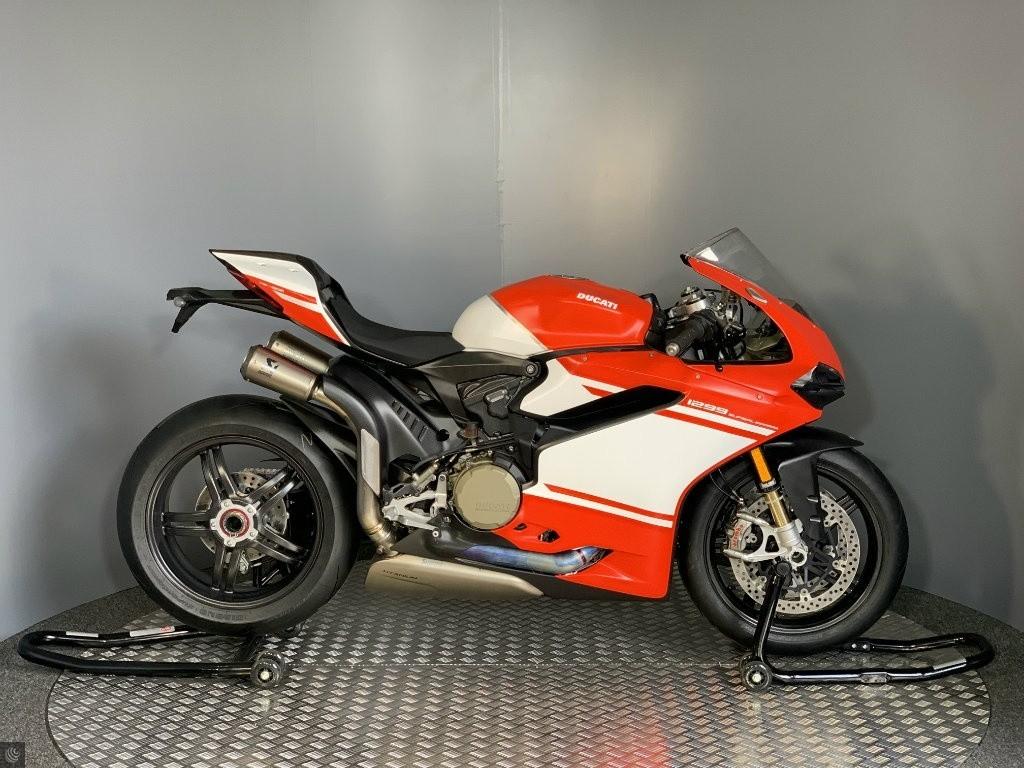 Zero Mile Ducati 1299 Superleggera Was Never Started Is Pricier Than A V4r Autoevolution