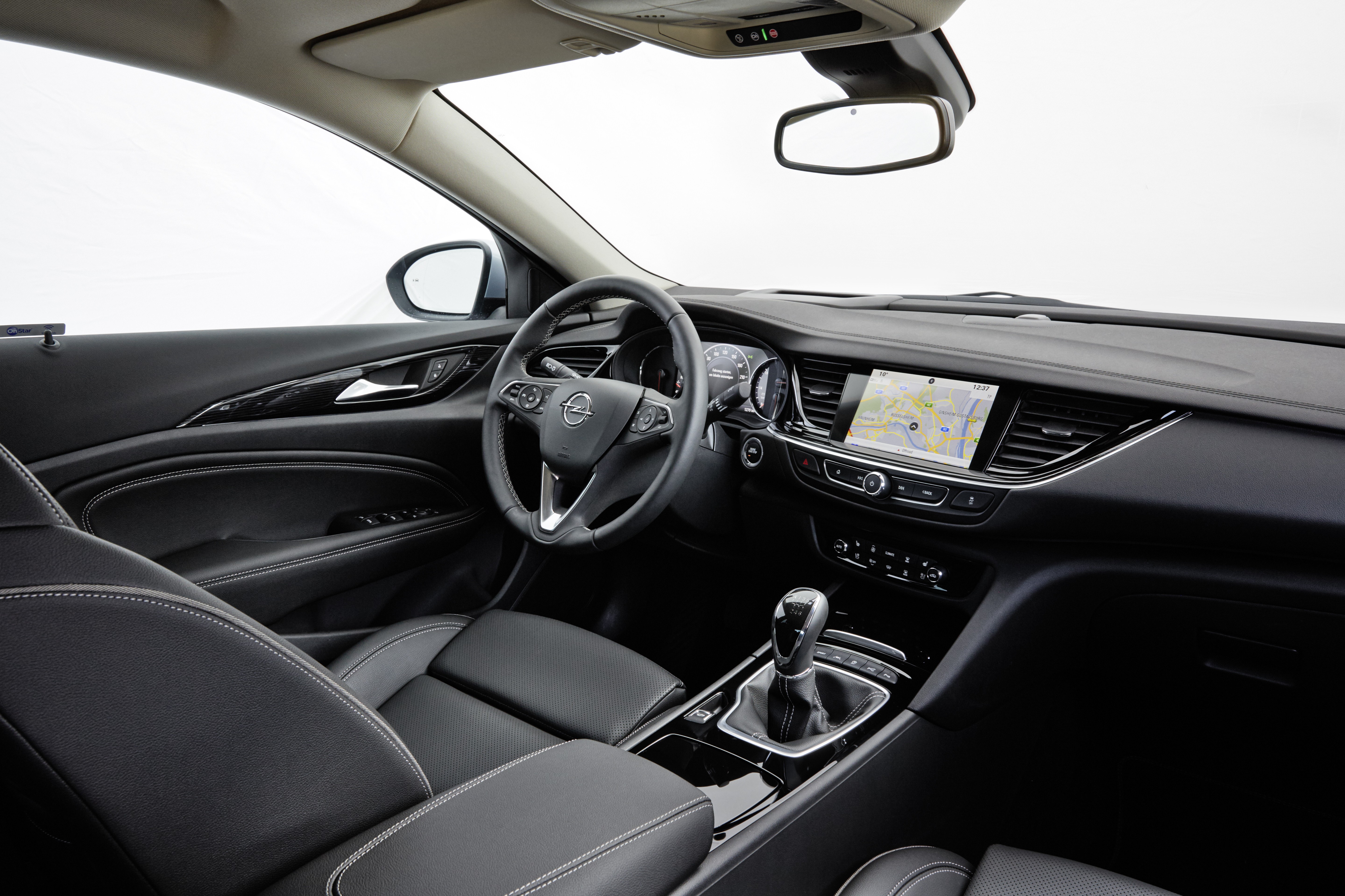 Opel Insignia Debut for Next-Generation Infotainment Systems