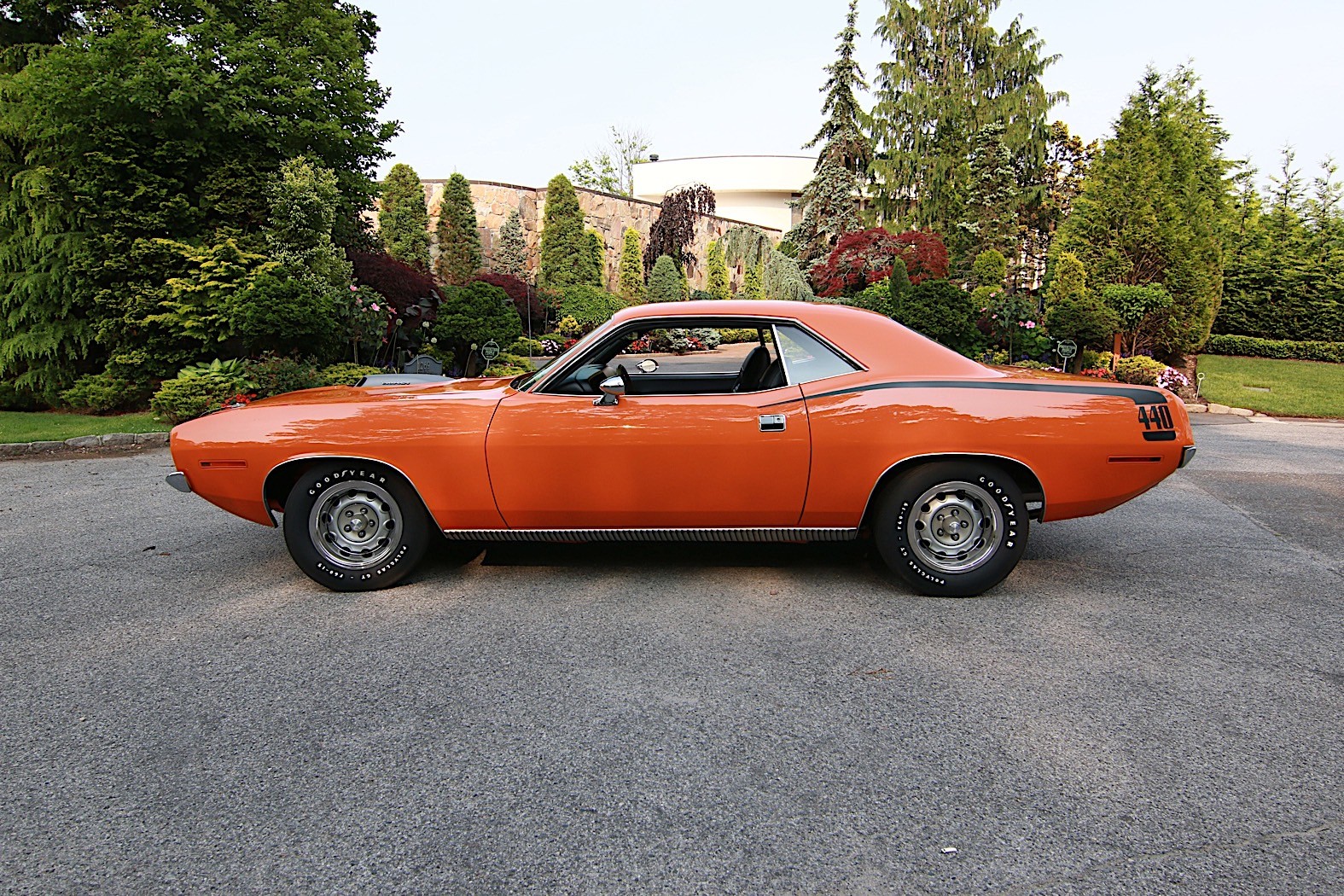 1970 Plymouth Barracuda 440 Six Pack Is Nearly As Pure As New Priced To Match Autoevolution