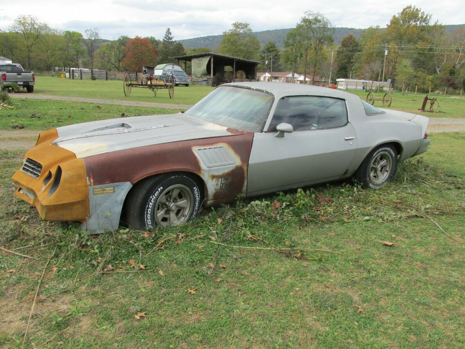1979 Chevrolet Camaro Z28 Parked in a Field Defies Death, Seeks Revenge  with a Restoration - autoevolution