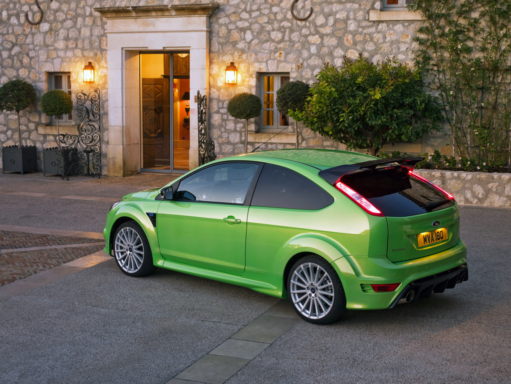 2009 Ford focus rs dimensions