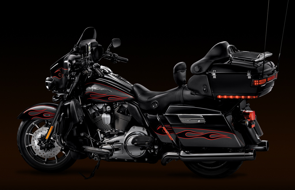 2010 Harley  Davidson  CVO  Ultra  Classic Electra Glide Dark 