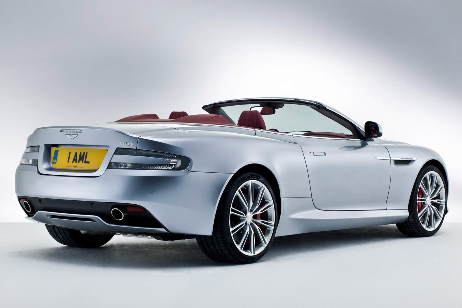 Aston Martin Db Revealed Autoevolution