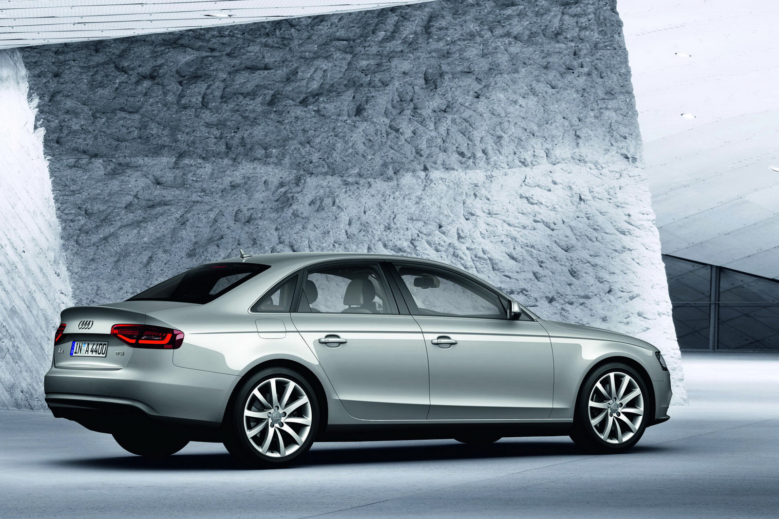 2013 Audi A4 Facelift Revealed - autoevolution