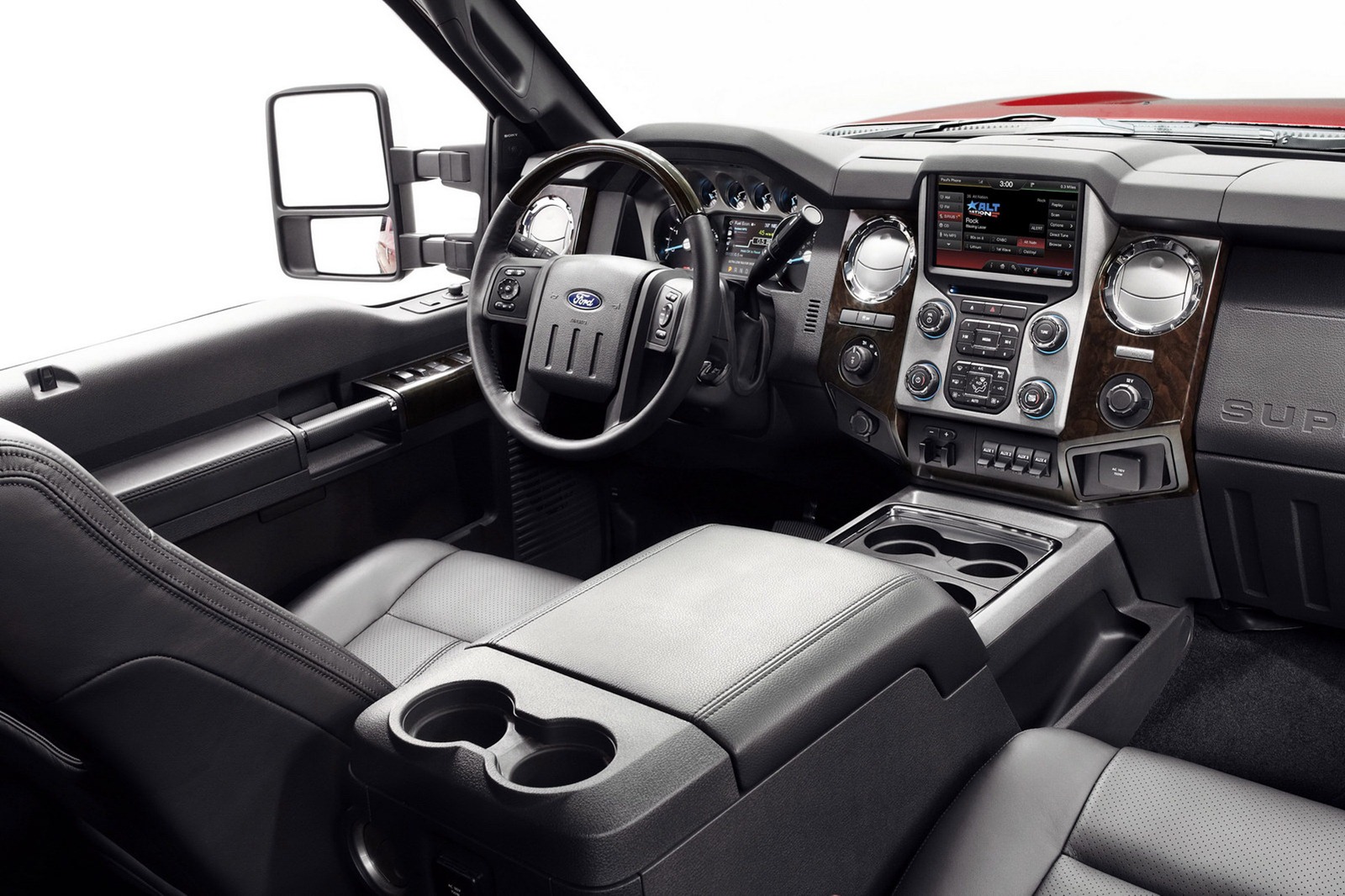 2013 Ford F-Series Super Duty Launched with Platinum Model [Video