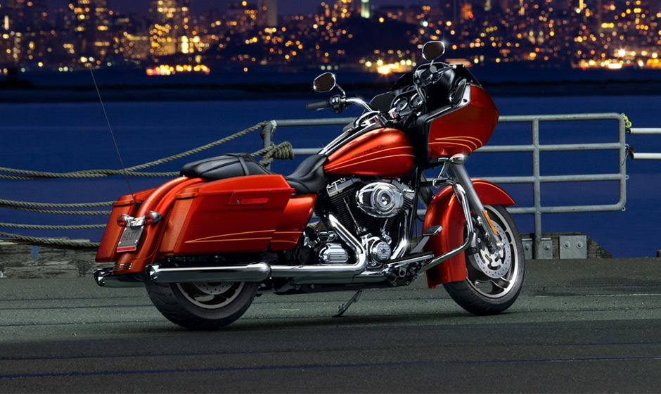 2013 Harley-Davidson Road Glide Custom, the Huge Touring Machine ...
