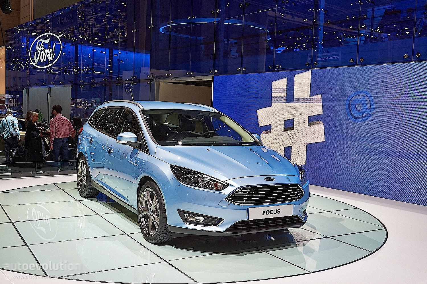 2014 Ford Focus Hatchback, Estate Bow in Geneva [Live Photos][Update ...
