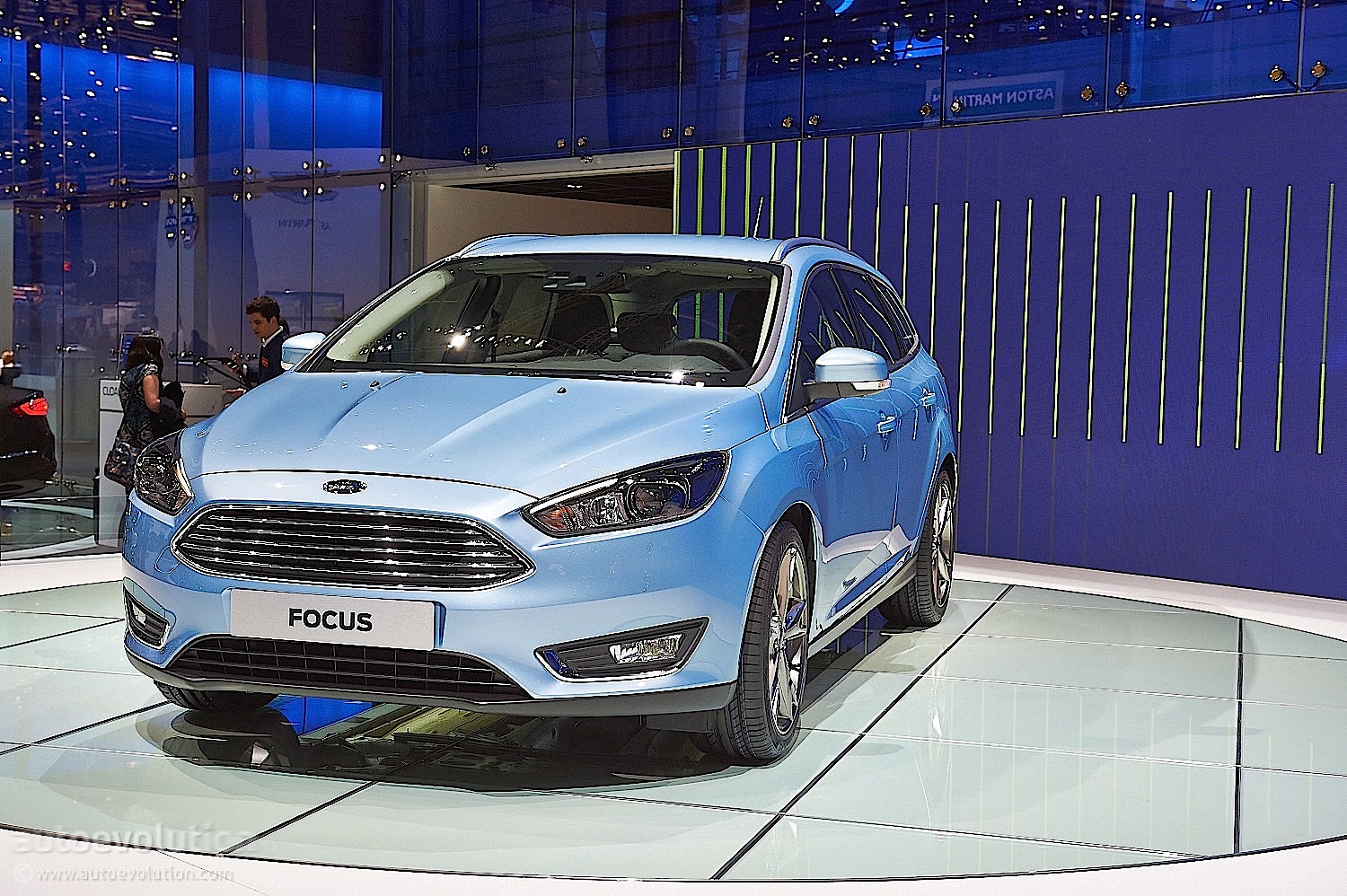 2014 Ford Focus Hatchback, Estate Bow in Geneva [Live Photos][Update ...
