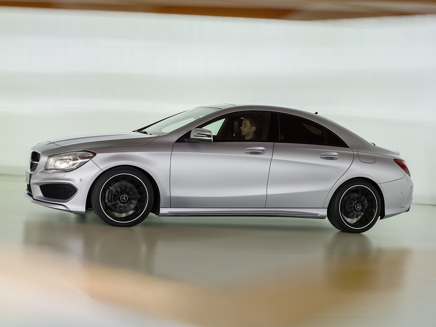 2014 Mercedes-Benz CLA 250 Gets Rated by The EPA - autoevolution