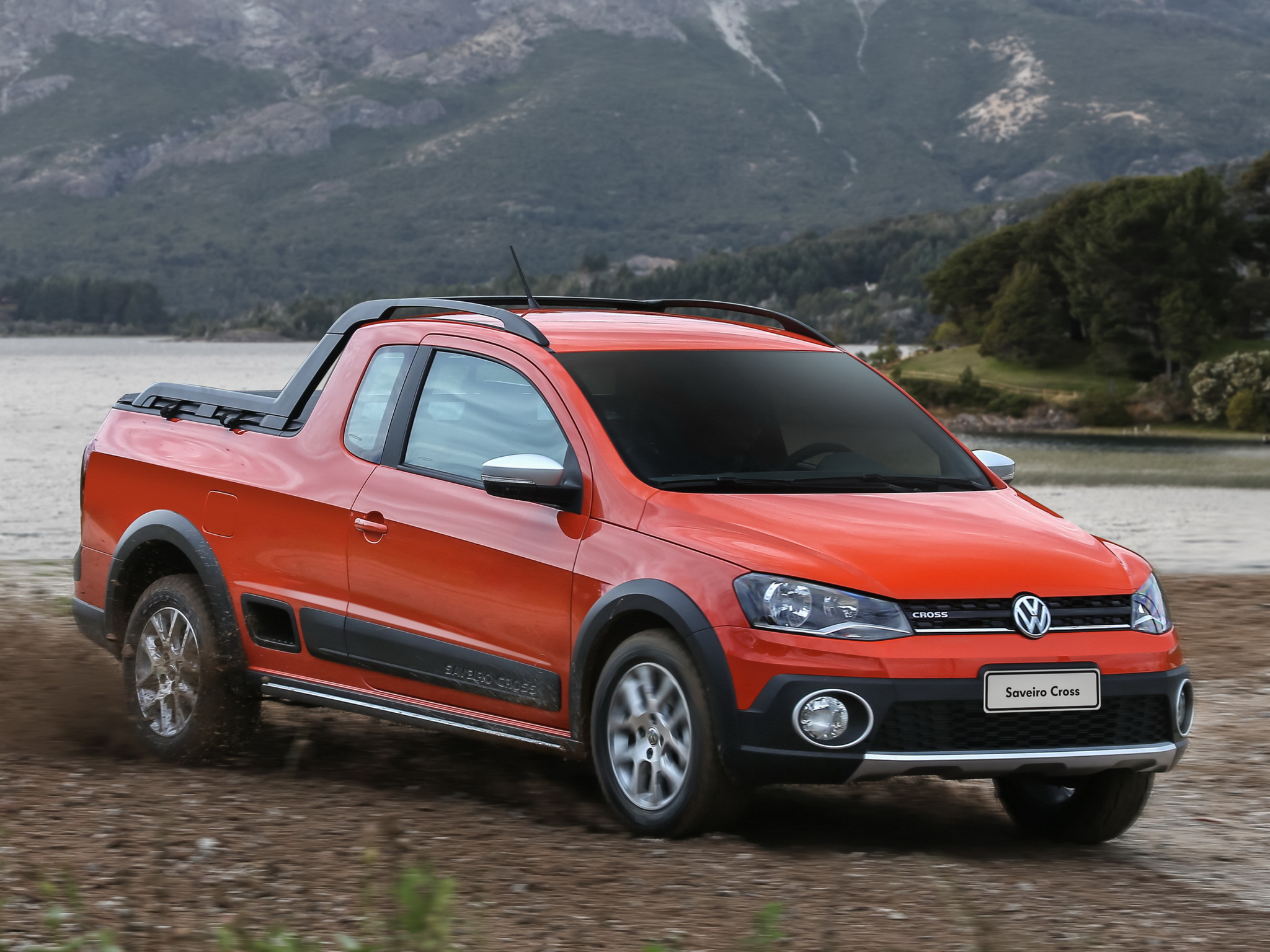 2014 Volkswagen Saveiro Cross Pickup Gets Crew Cab Version in Brazil -  autoevolution