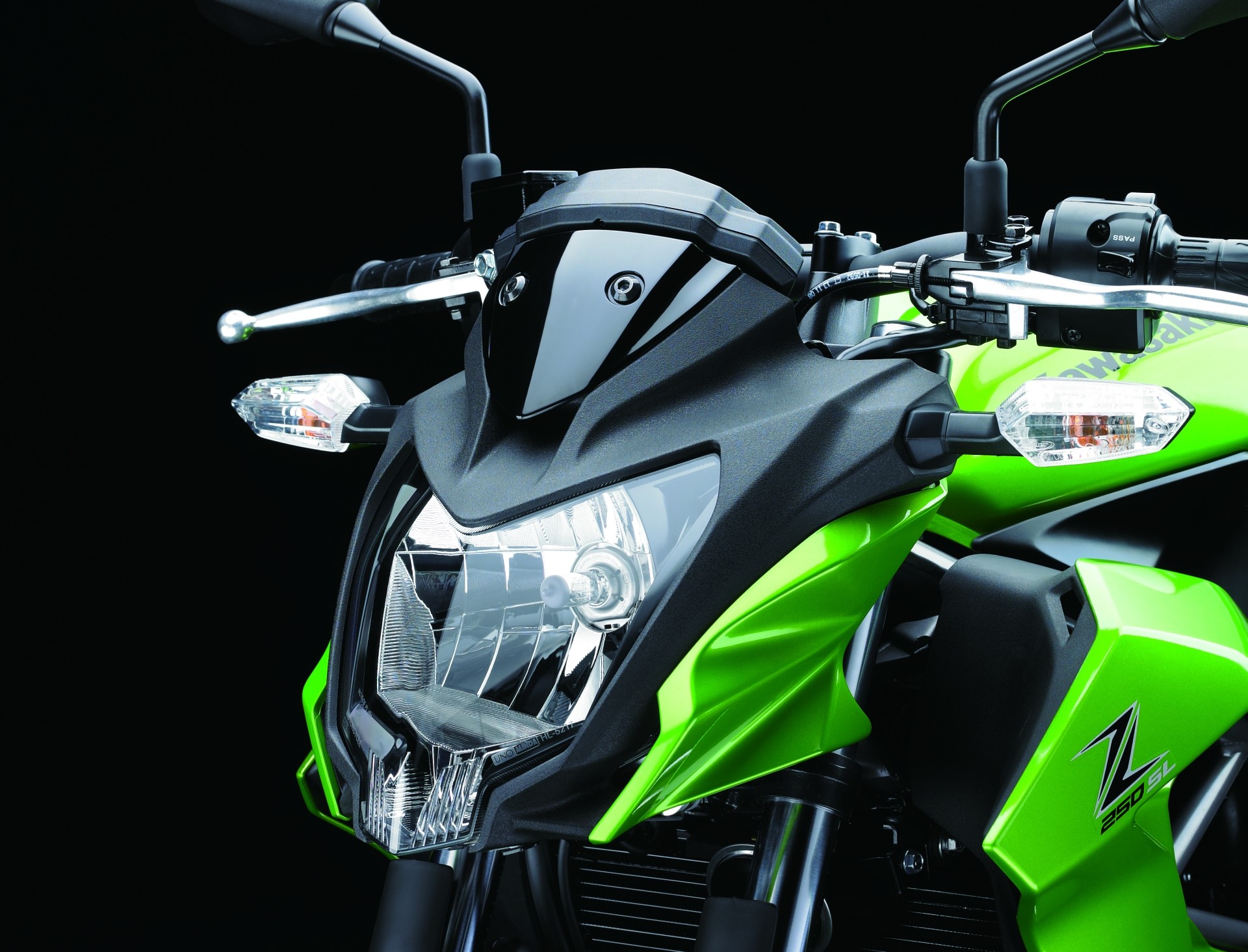 2015 Kawasaki Z250SL Spells Naked Fun, but Not the NSFW 