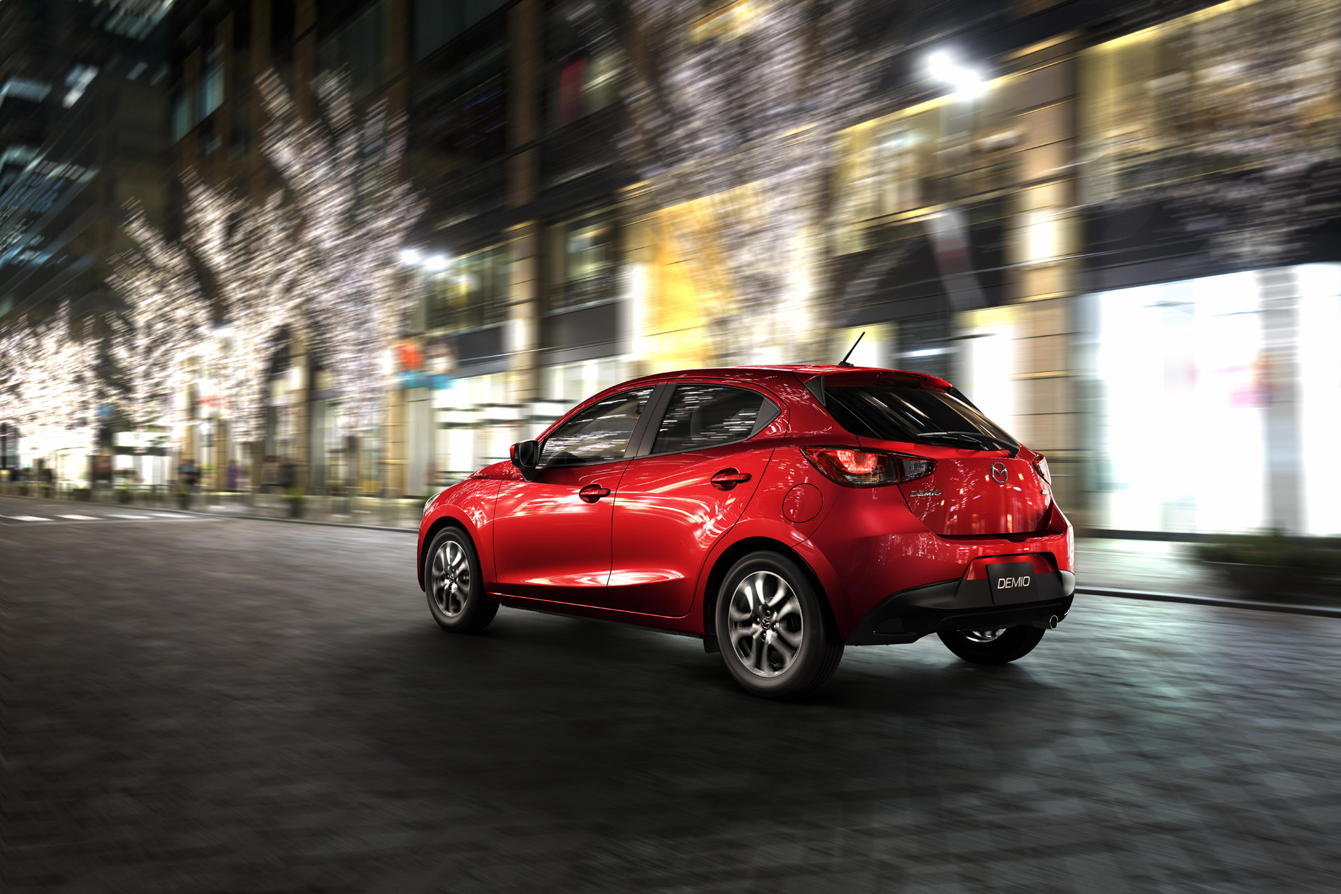 2015 Mazda2 Finally Gets Its Official Debut - autoevolution