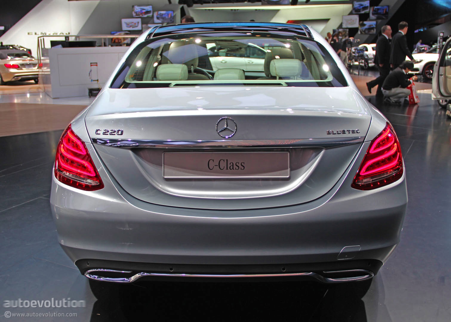 2015 Mercedes C-Class Takes a Luxury Lead in Detroit [Live Photos