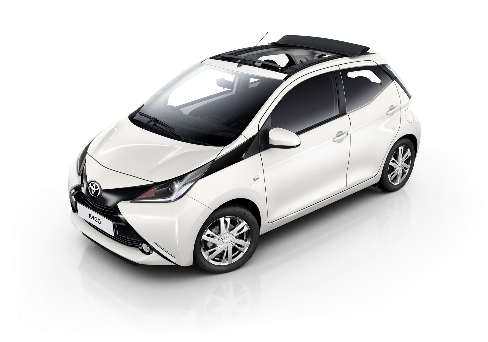 2015 Toyota Aygo Now Available With X-Wave Canvas Roof - autoevolution