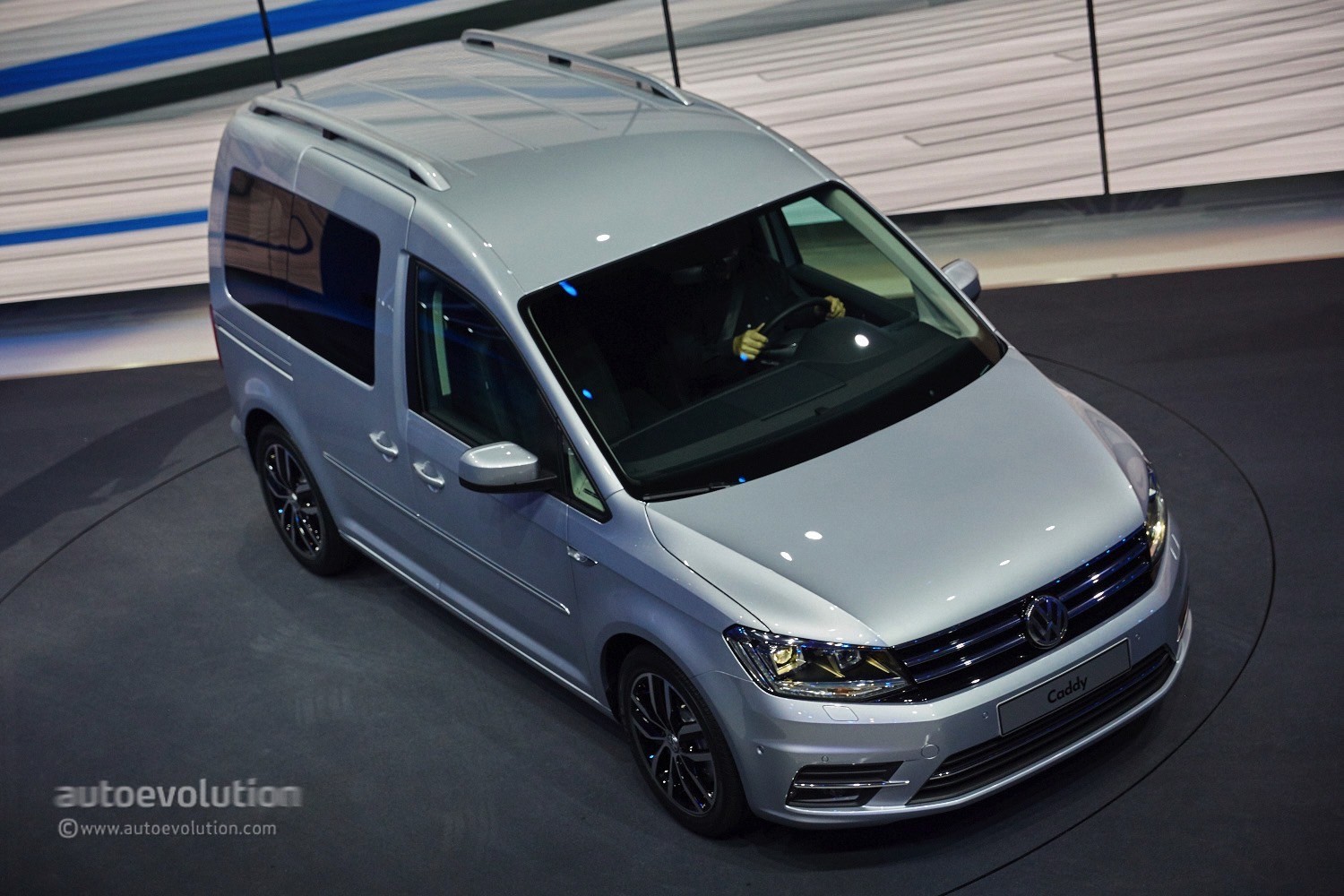 How About a Volkswagen Caddy GTI or Caddy R for Those Rush Deliveries? -  autoevolution