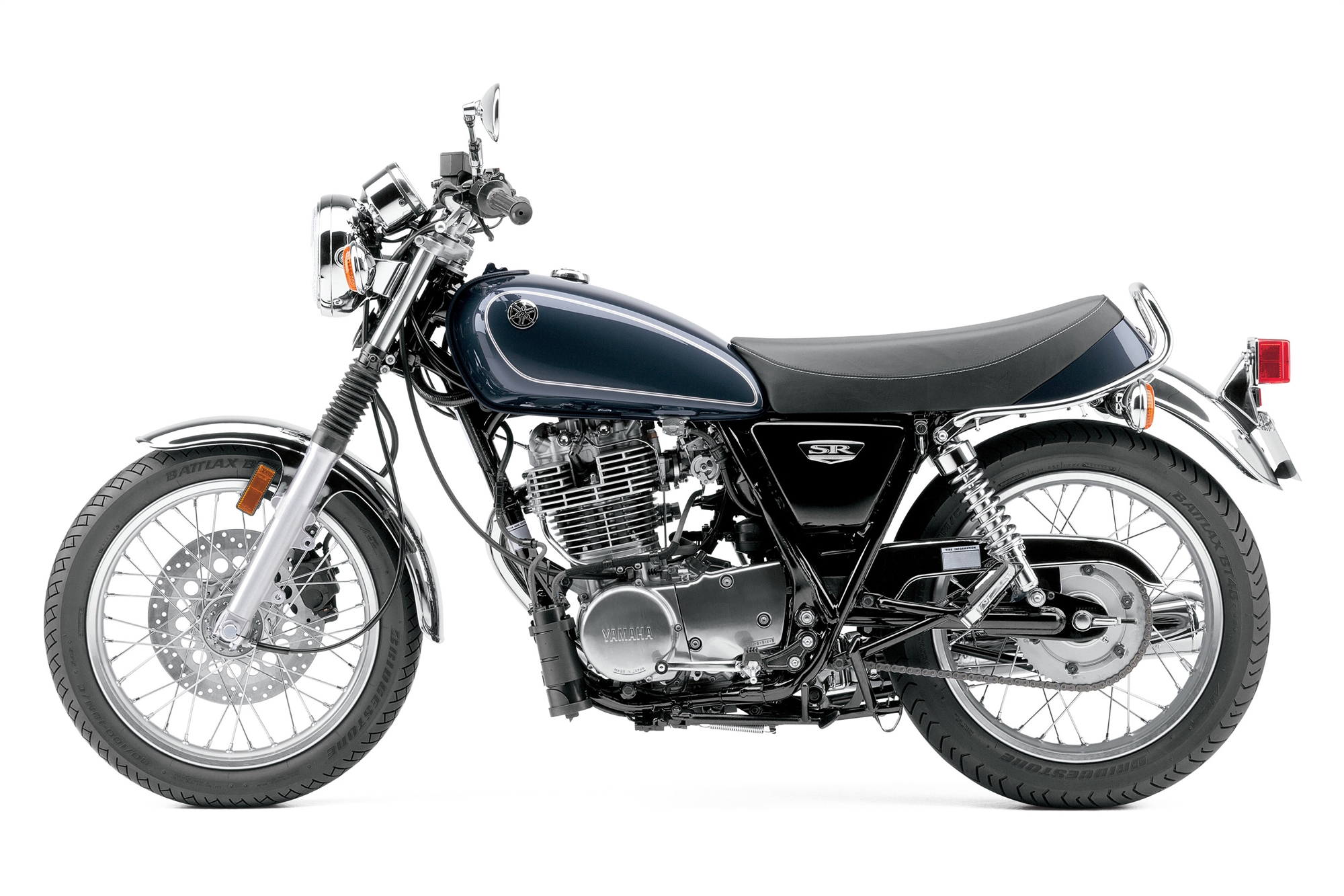 2015 Yamaha SR400 Makes It to the US in May