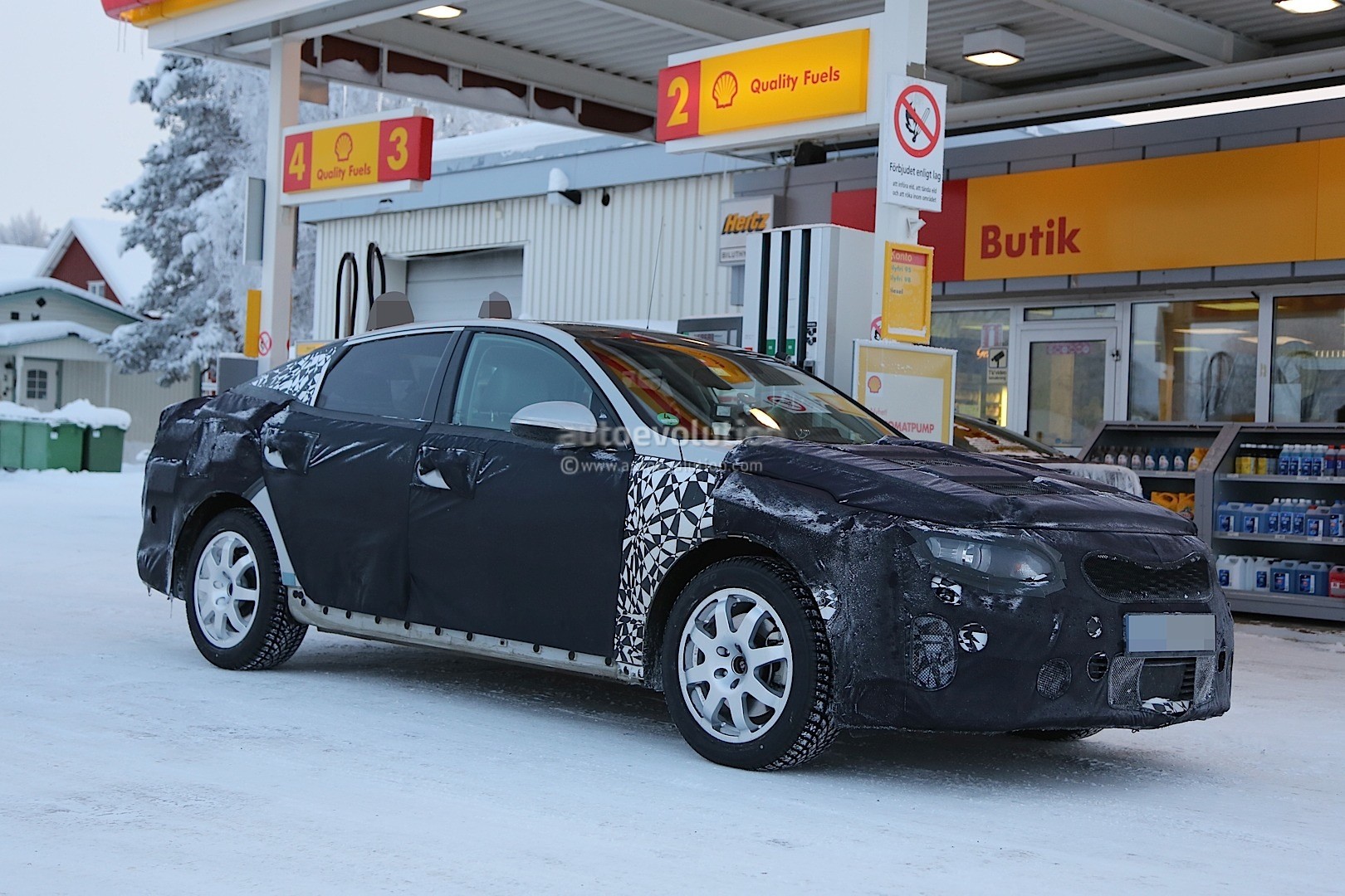 2016 Kia Optima Spied Testing in Extreme Cold - autoevolution