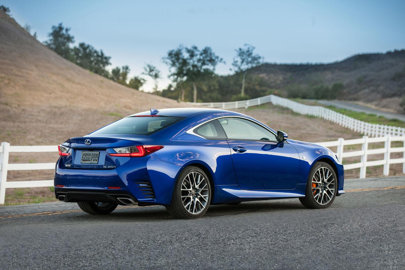 2016 Lexus RC Coupe Revealed, Gets 200t Model with 241 HP 2-liter Turbo