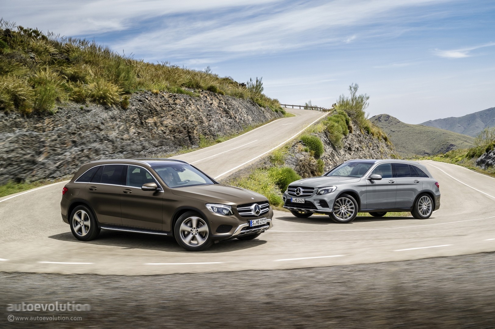 2016 Mercedes GLC Launched in the US With $38,950 Starting Price and 2 ...