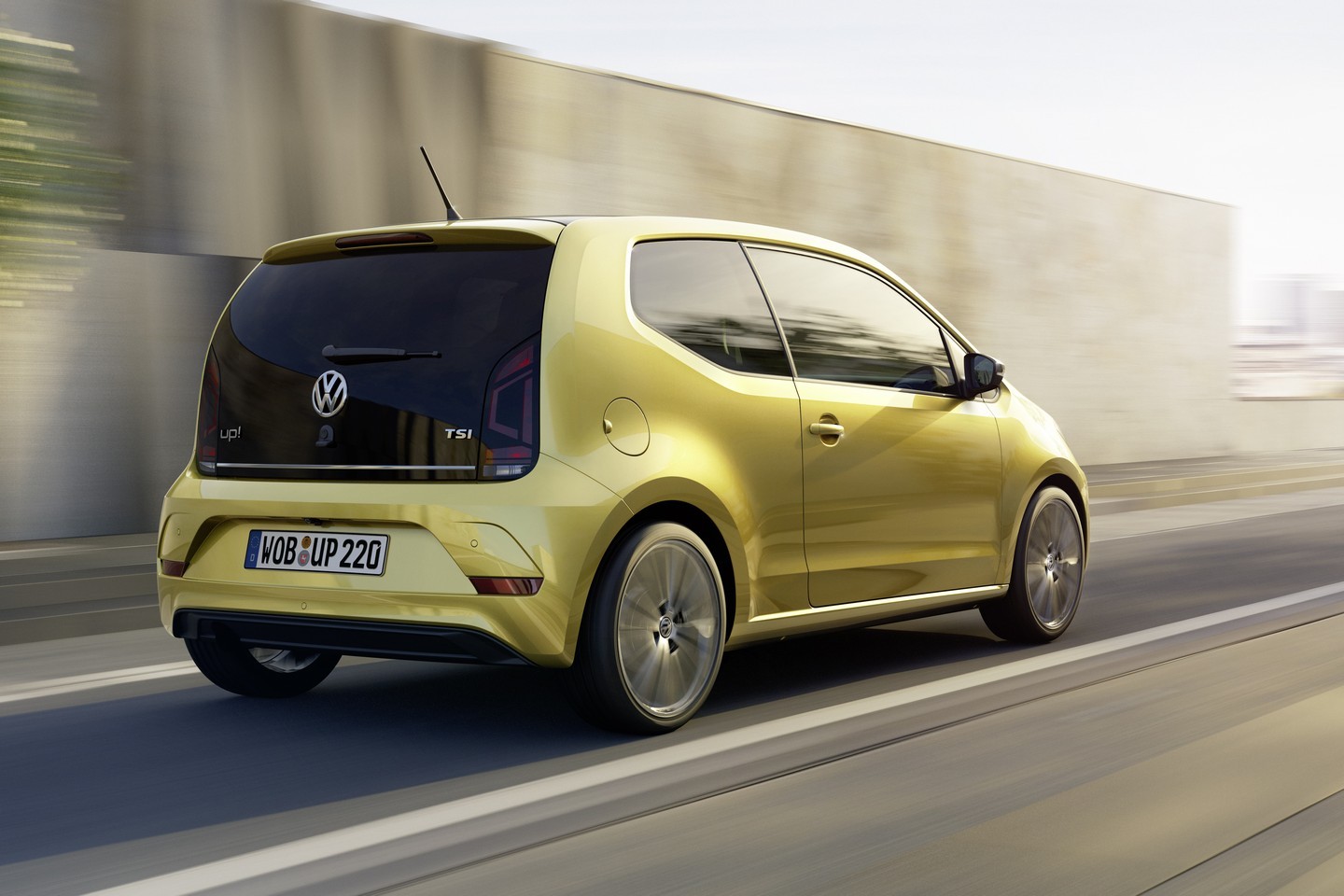 2016 Volkswagen Up! Facelift Revealed with 1.0 TSI Turbo Engine and Manly Grille - autoevolution