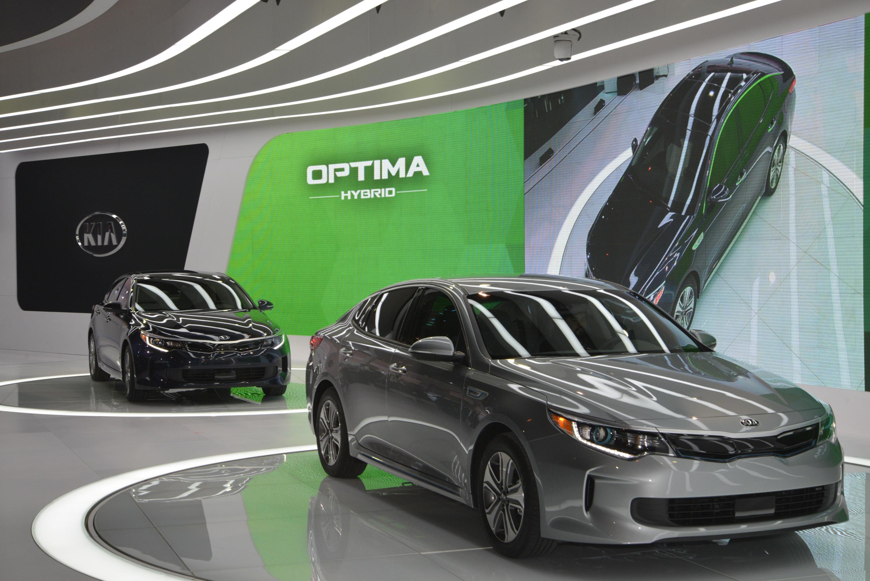 Kia Optima 2017. Kia Optima Hybrid 2016. Киа Оптима гибрид. Киа Оптима 2015 гибрид. Киа гибрид отзывы
