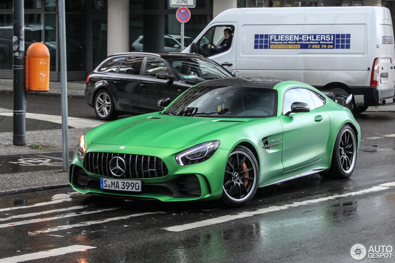 2017 Mercedes Amg Gt R Spotted Flaunting Its Amg Green