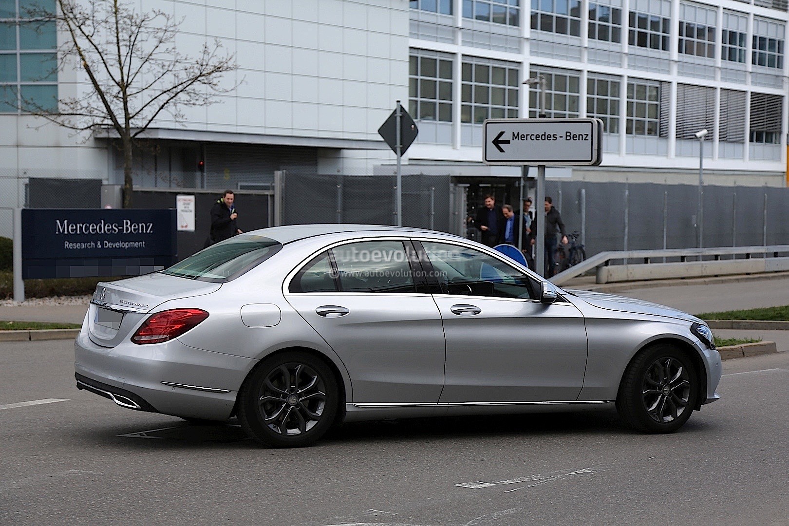 2017 Mercedes-Benz C-Class Facelift Spied in Germany ...