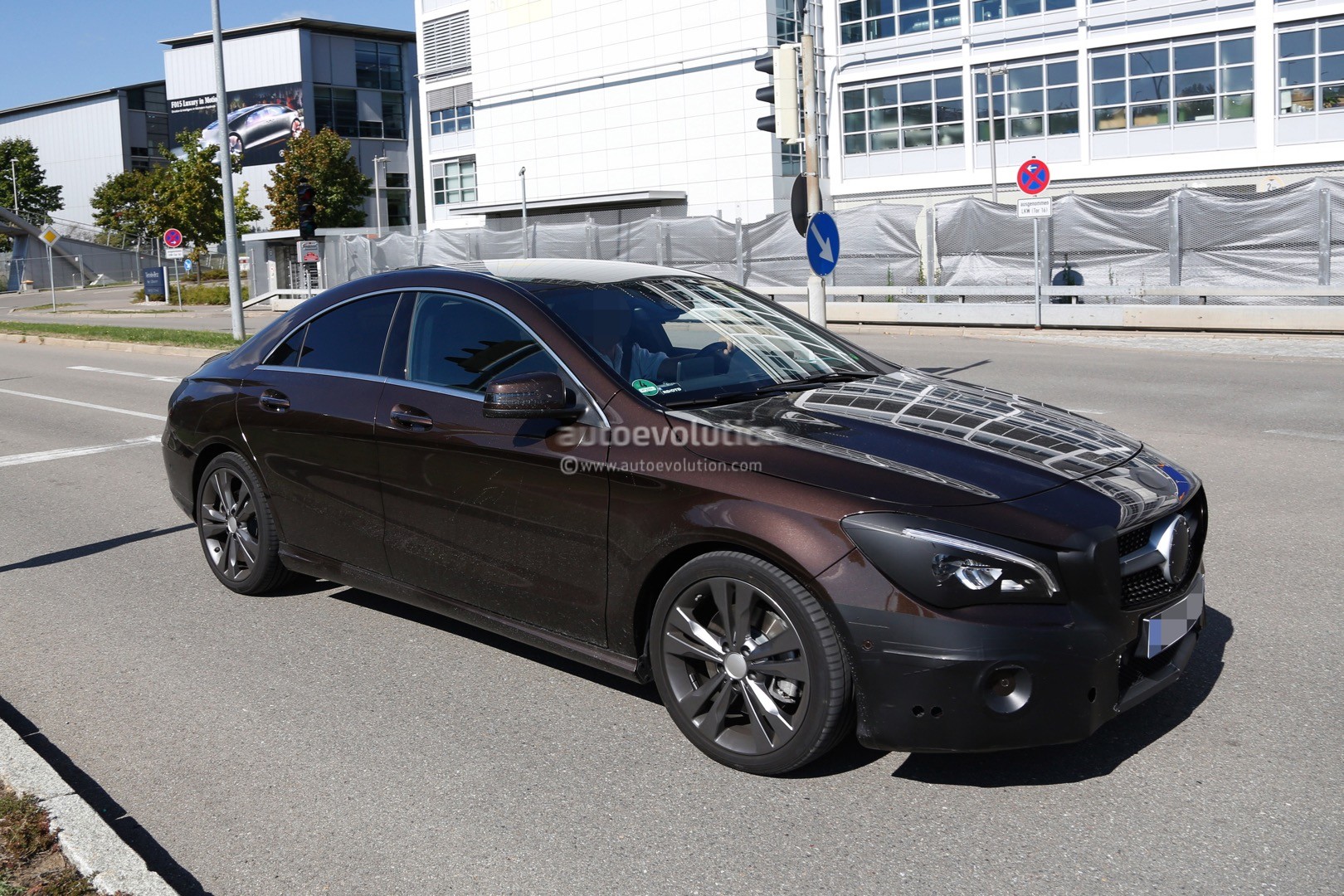 2017 Mercedes-Benz CLA-Class Facelift Spied with Minimal ...
