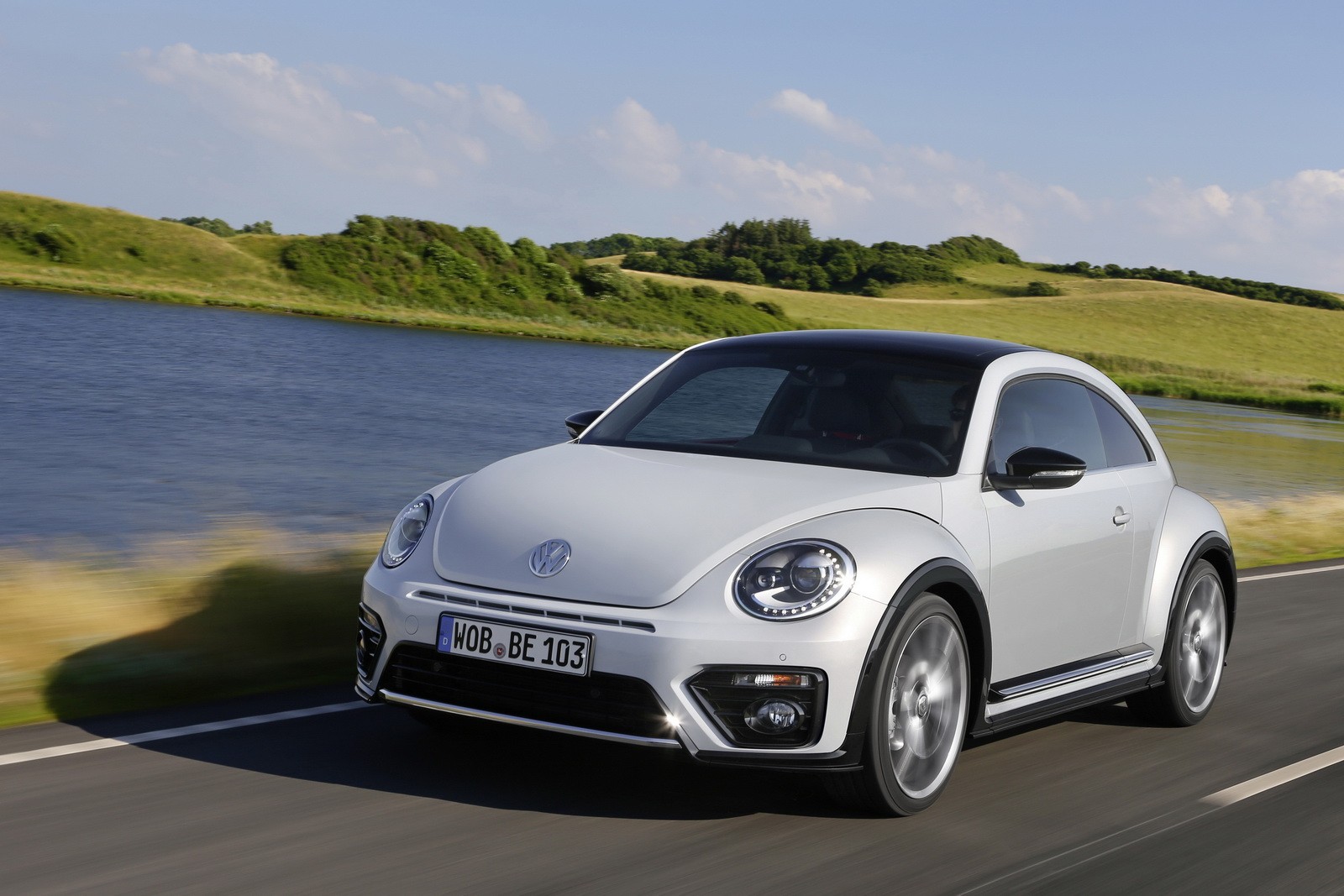 2017 Volkswagen Beetle Detailed in New Photos and Videos - autoevolution