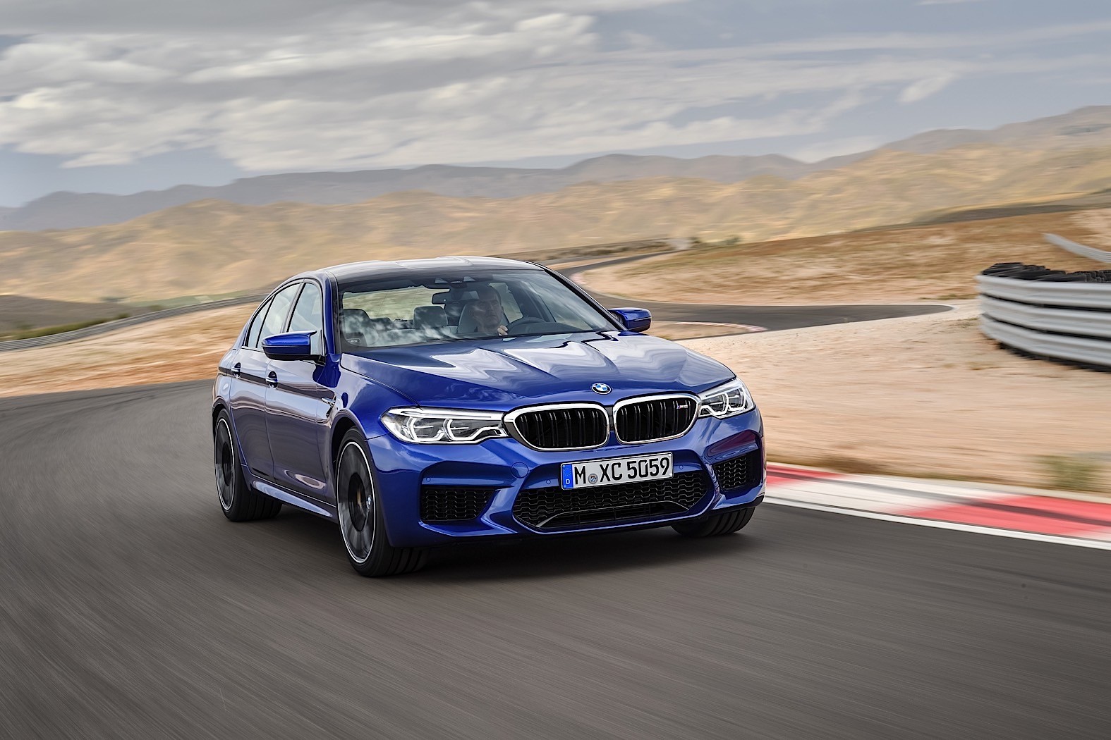2018 BMW M5 Unveiled With 600 PS, AWD and RWD  autoevolution