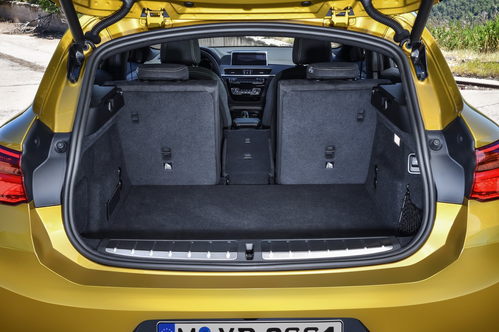 Compartiment plage arrière sur mesure pour BMW X2 (F39) 2018- AUTOSTYLE (CK  HBM03)