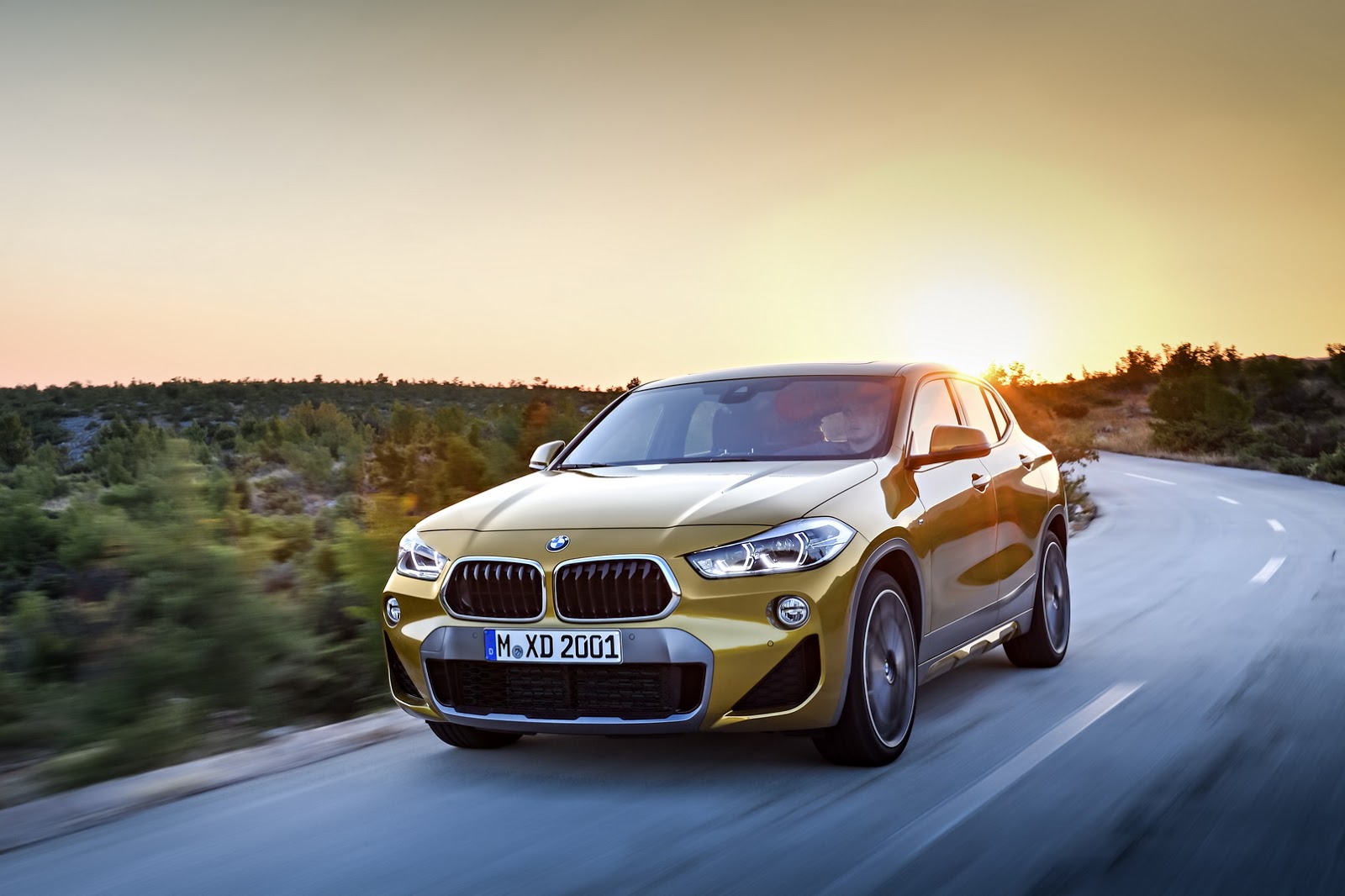 2018 BMW X2 (F39) Goes Official, Boasts Head-Turning Exterior Design