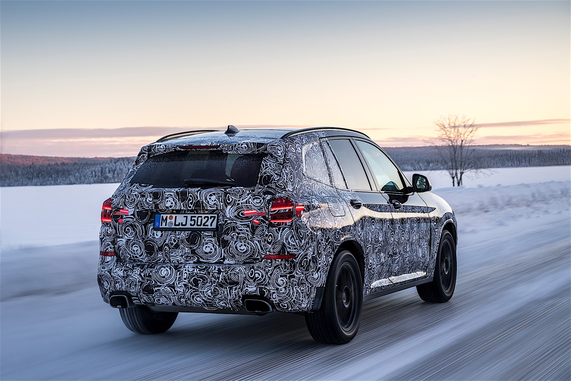 2018 BMW X3 Further Revealed In Official Spyshots - autoevolution