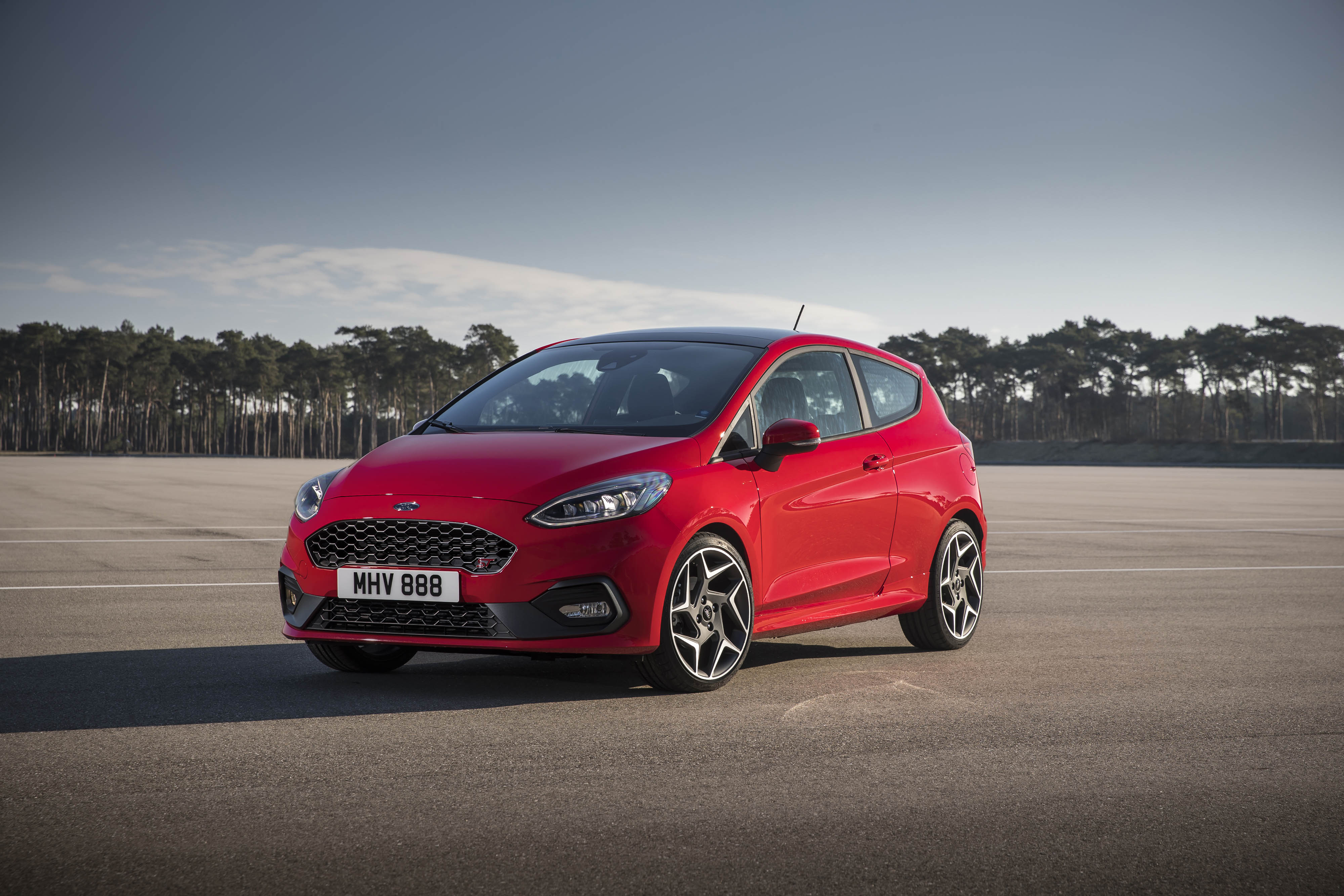 2018 Ford Fiesta ST Sounds Decent When Idling, Under Acceleration