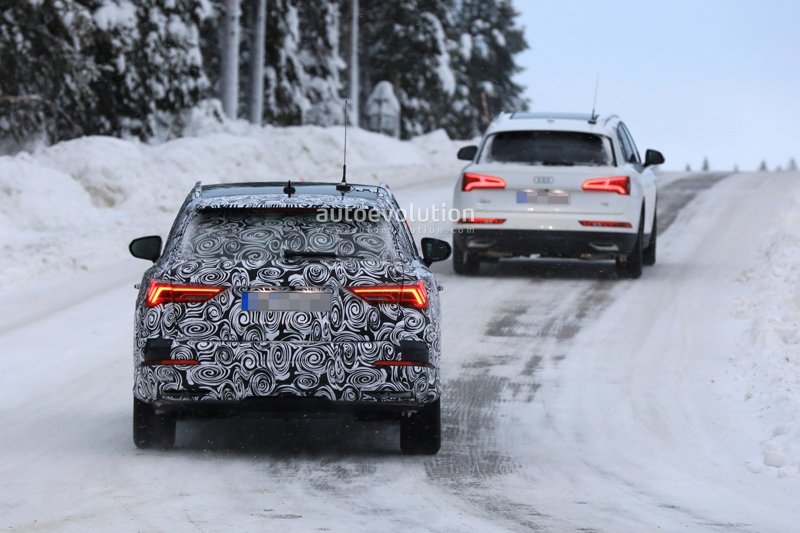 [Imagen: 2019-audi-q3-spied-with-new-taillights-l...like_4.jpg]