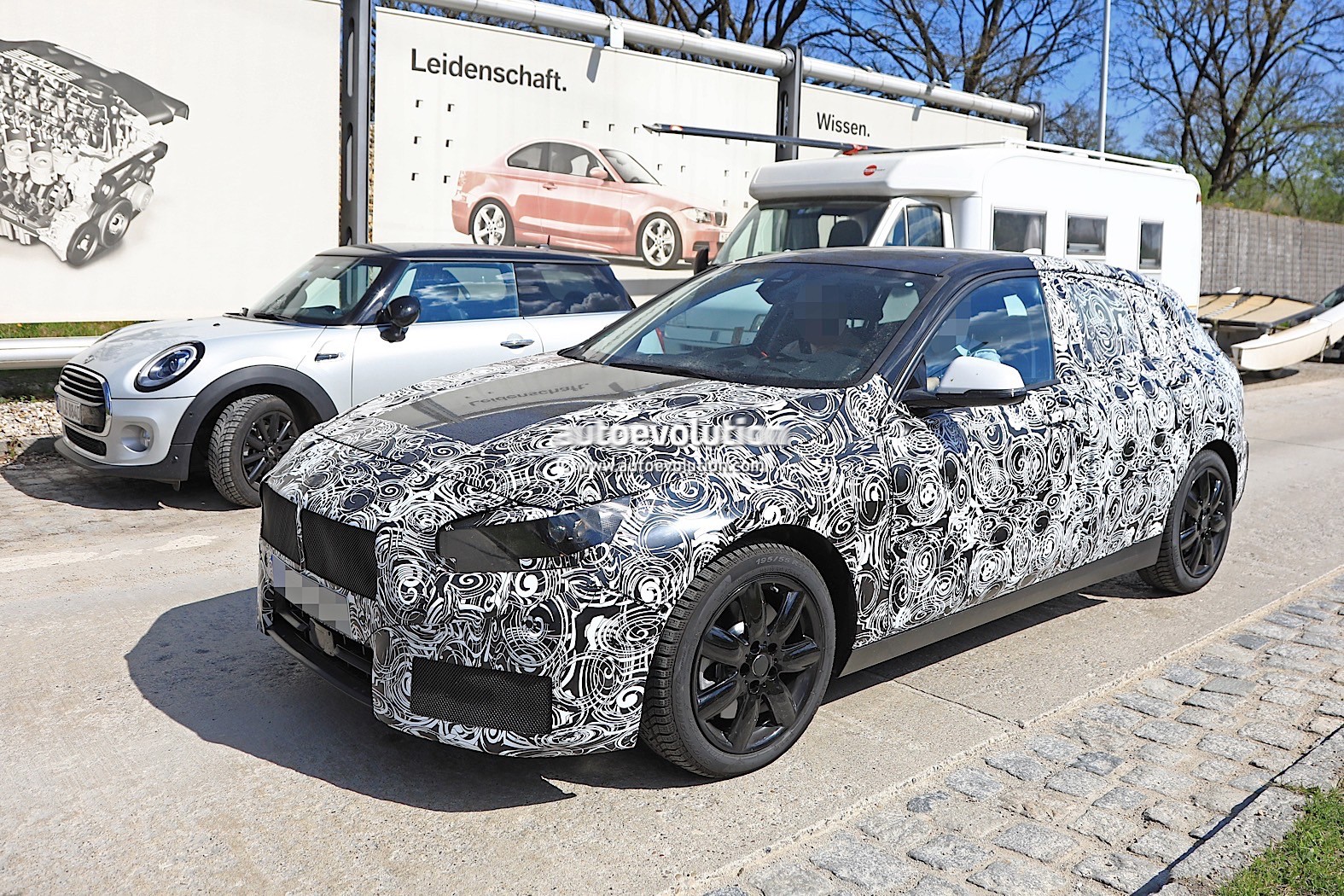 2019 BMW 1 Series With Front-Wheel-Drive Spied For The First Time ...