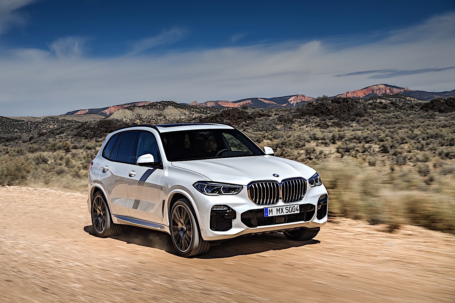 2019 BMW X5 iPerformance PlugIn Hybrid Comes with 50 Miles Electric