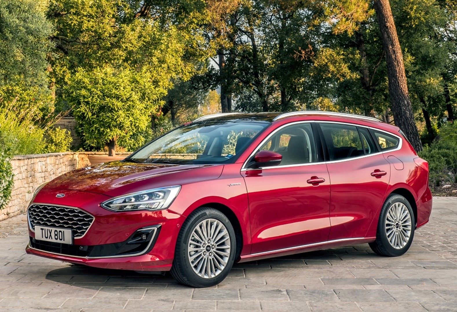 2019 Ford Focus Wagon St Line And Vignale Look Good In Red