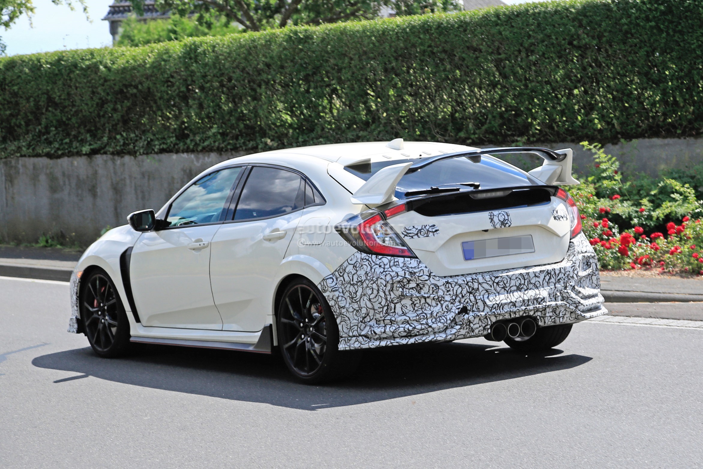 2019 Honda Civic Type R Spied For the First Time - autoevolution