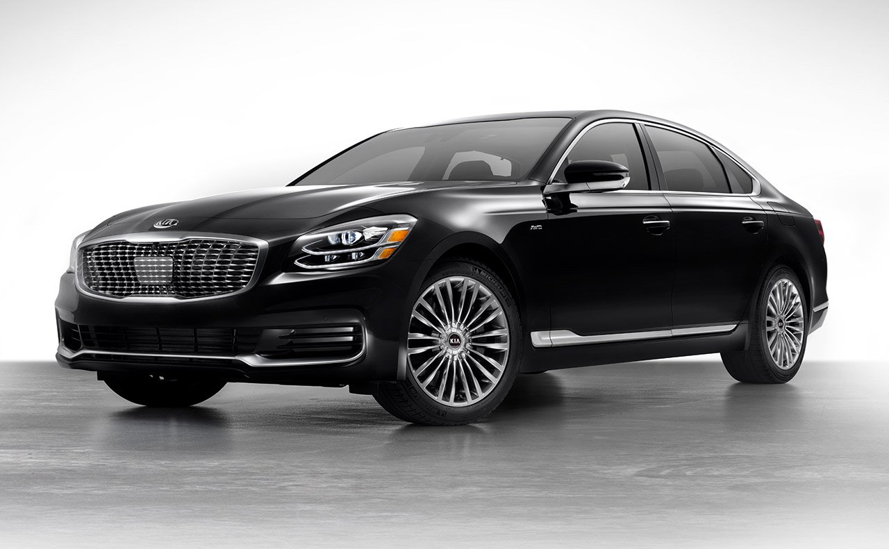 2022 Kia K900 Priced At 59 900 One Fully Loaded Trim 