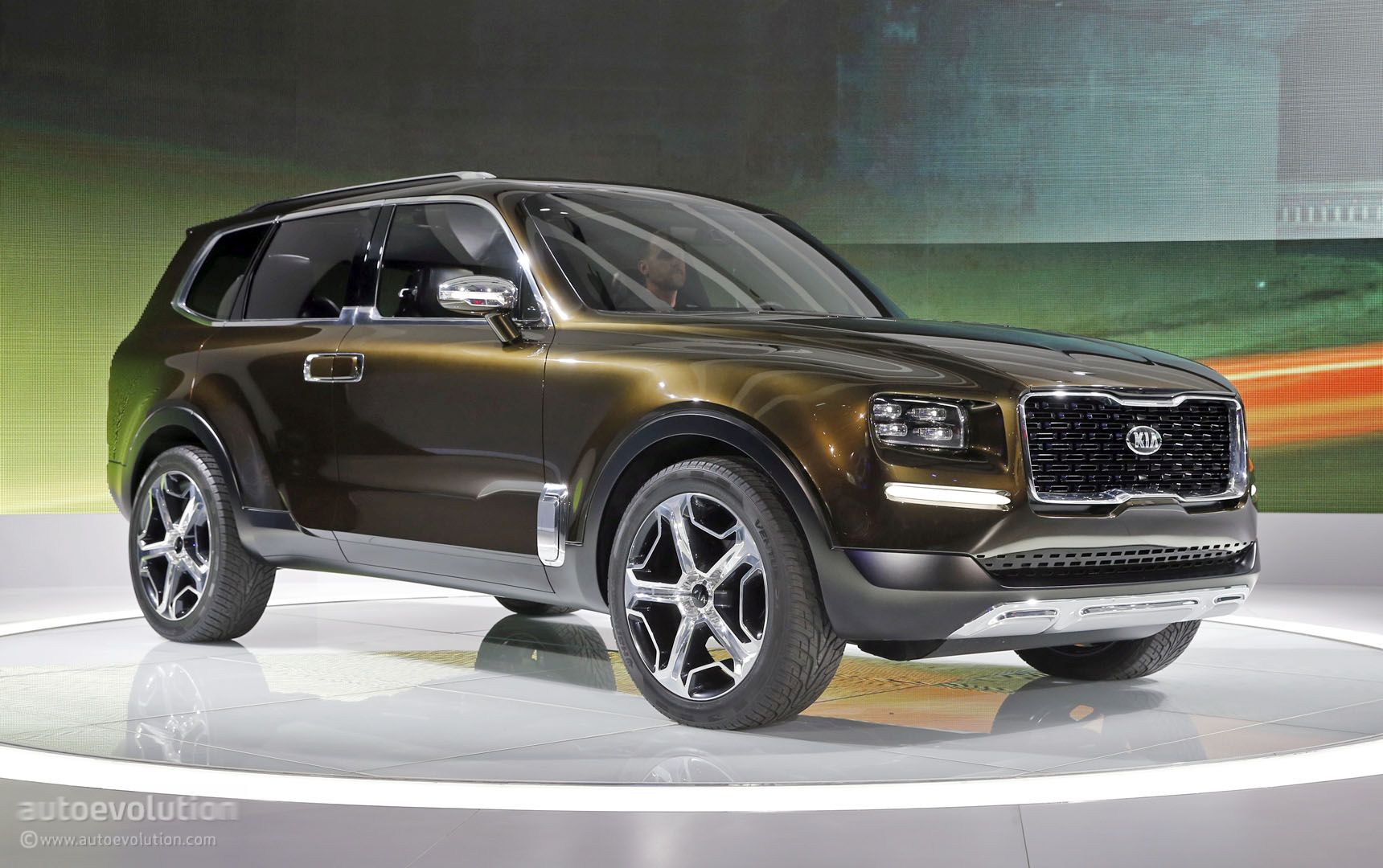 2019 Kia Telluride SUV Spied For The First Time, Looks Ready For