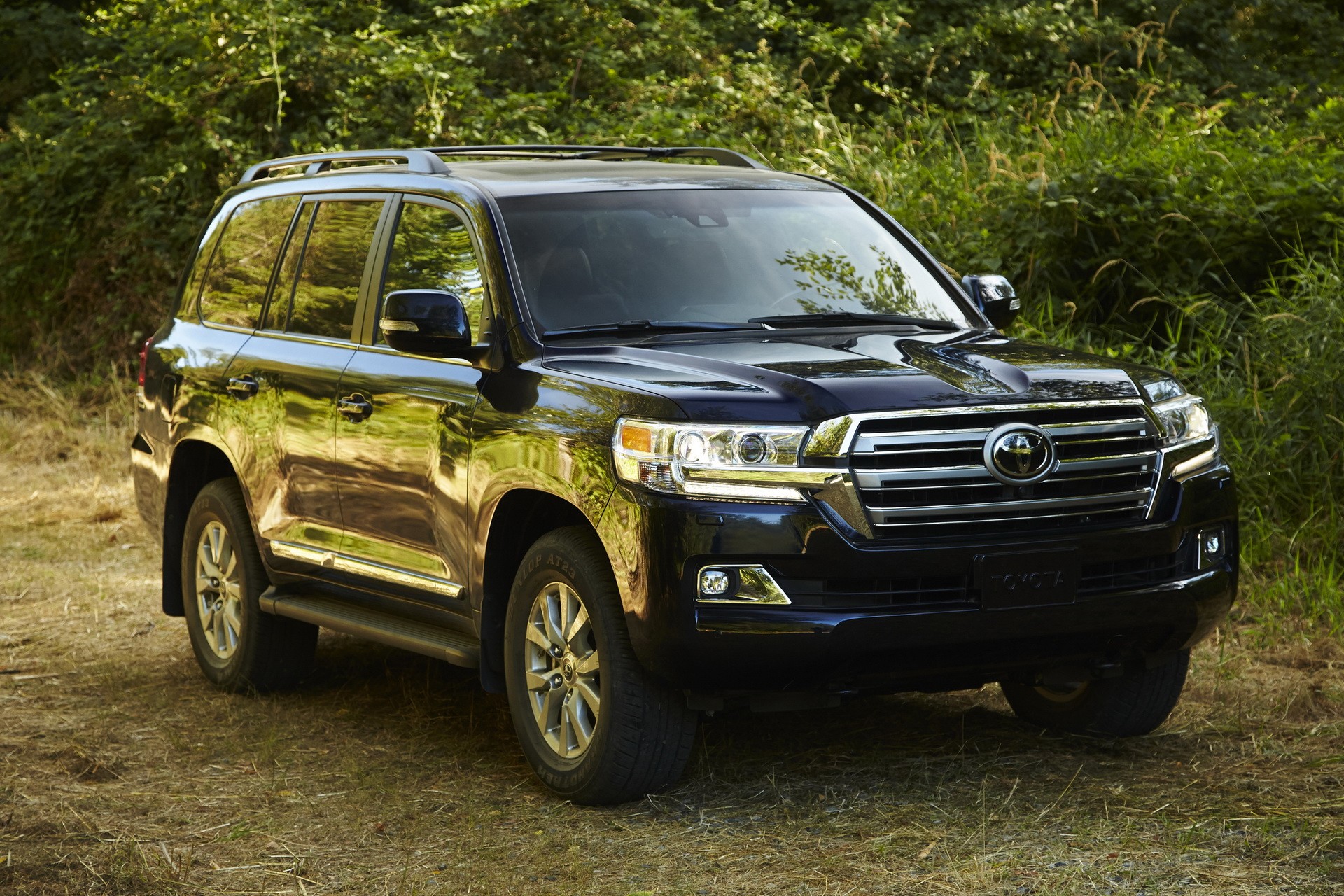 Toyota Land Cruiser Gets More Expensive For the 2019 Model Year ...