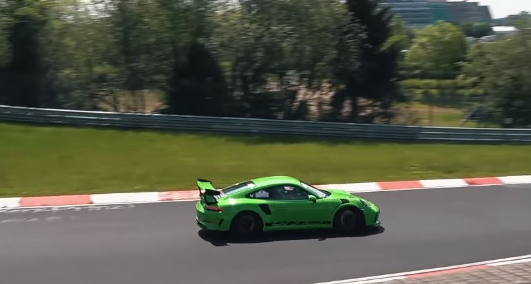 2019 Porsche 911 Gt3 Rs Chases 911 Gt3 Rs Pair In Nurburgring Attack
