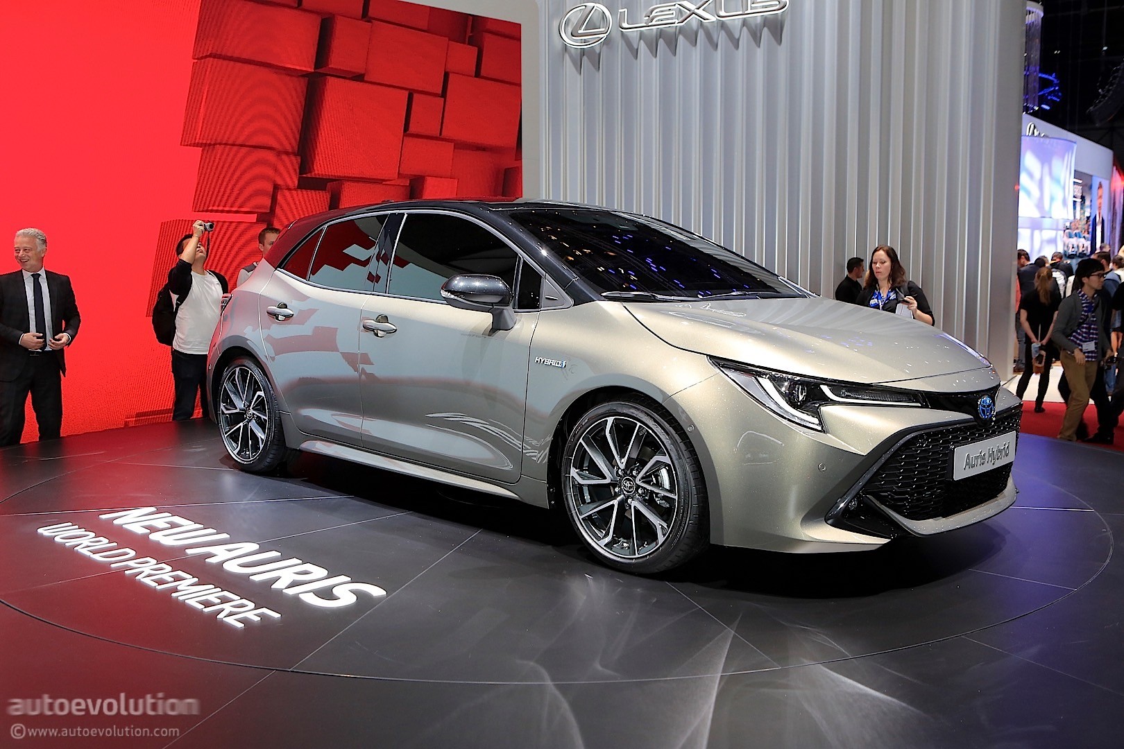 Toyota Launches Auris Compact in Japan, Toyota, Global Newsroom