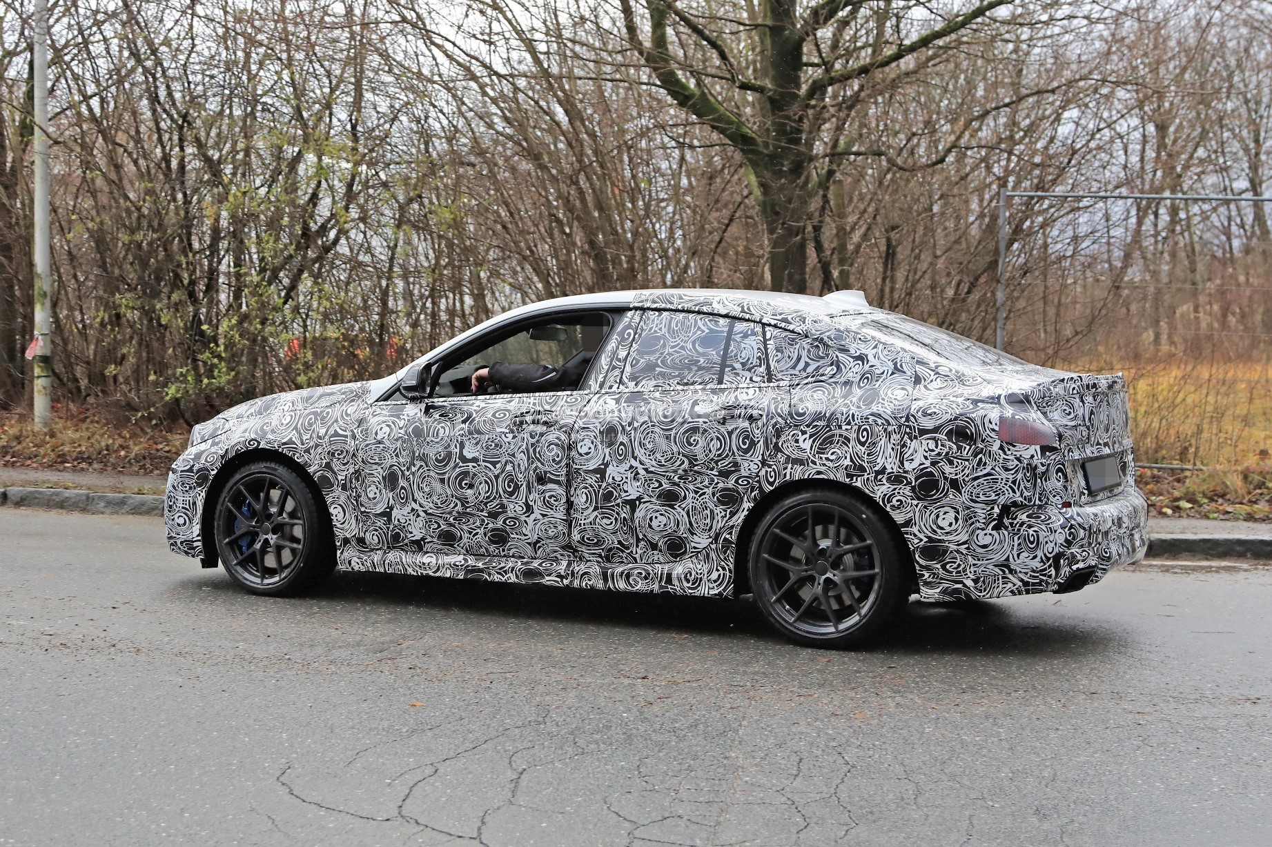 2020 - [BMW] Série 2 Gran Coupé [F44] - Page 6 2020-bmw-2-series-gran-coupe-spied-comes-with-fwd-and-awd_4