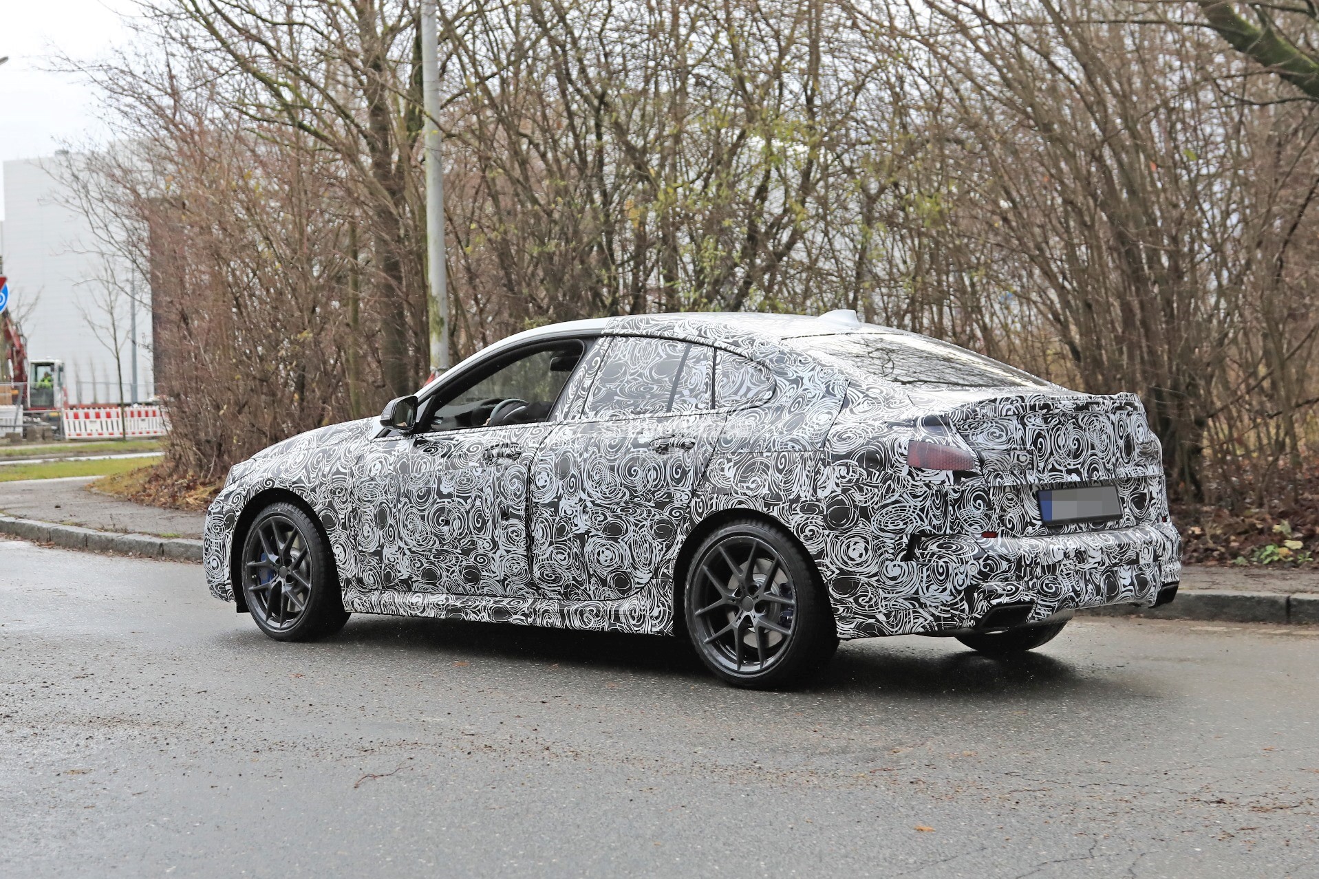2020 - [BMW] Série 2 Gran Coupé [F44] - Page 6 2020-bmw-2-series-gran-coupe-spied-comes-with-fwd-and-awd_5