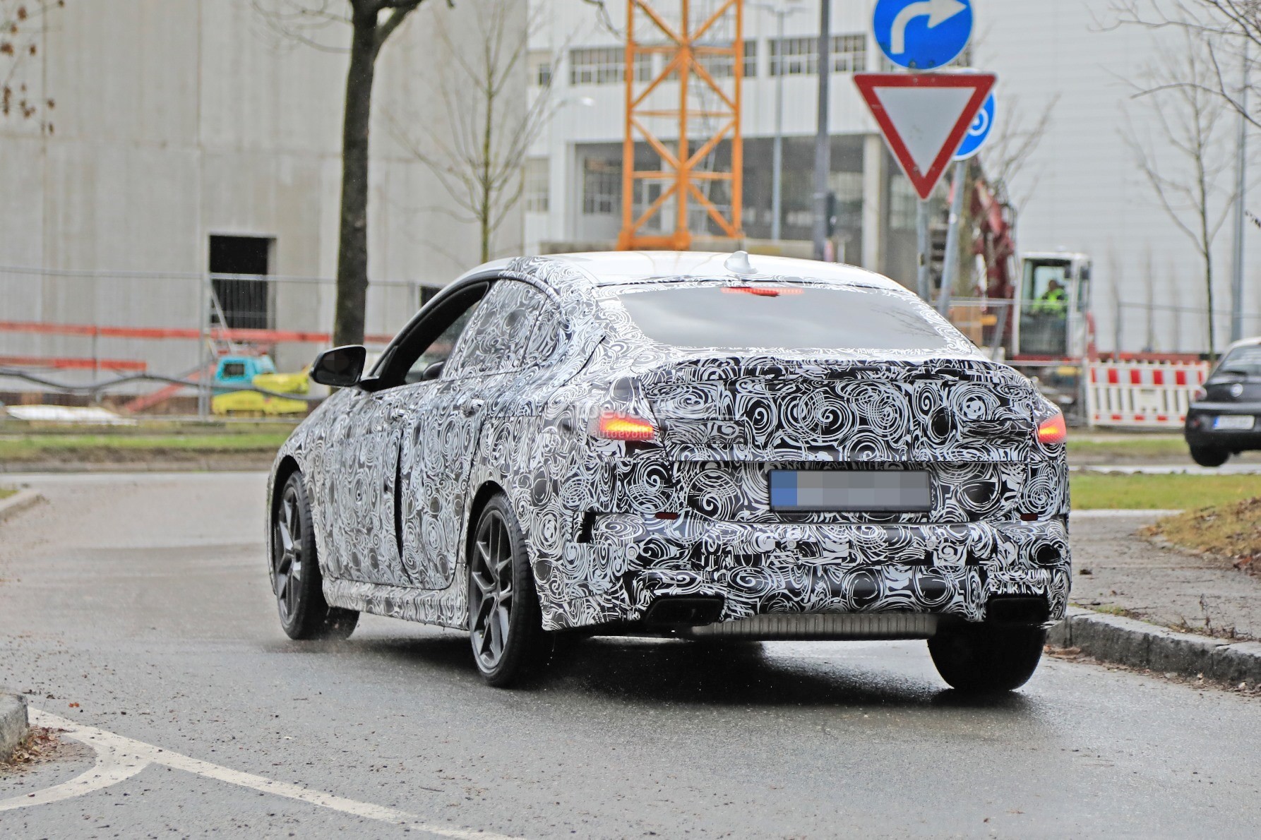 2020 - [BMW] Série 2 Gran Coupé [F44] - Page 6 2020-bmw-2-series-gran-coupe-spied-comes-with-fwd-and-awd_6