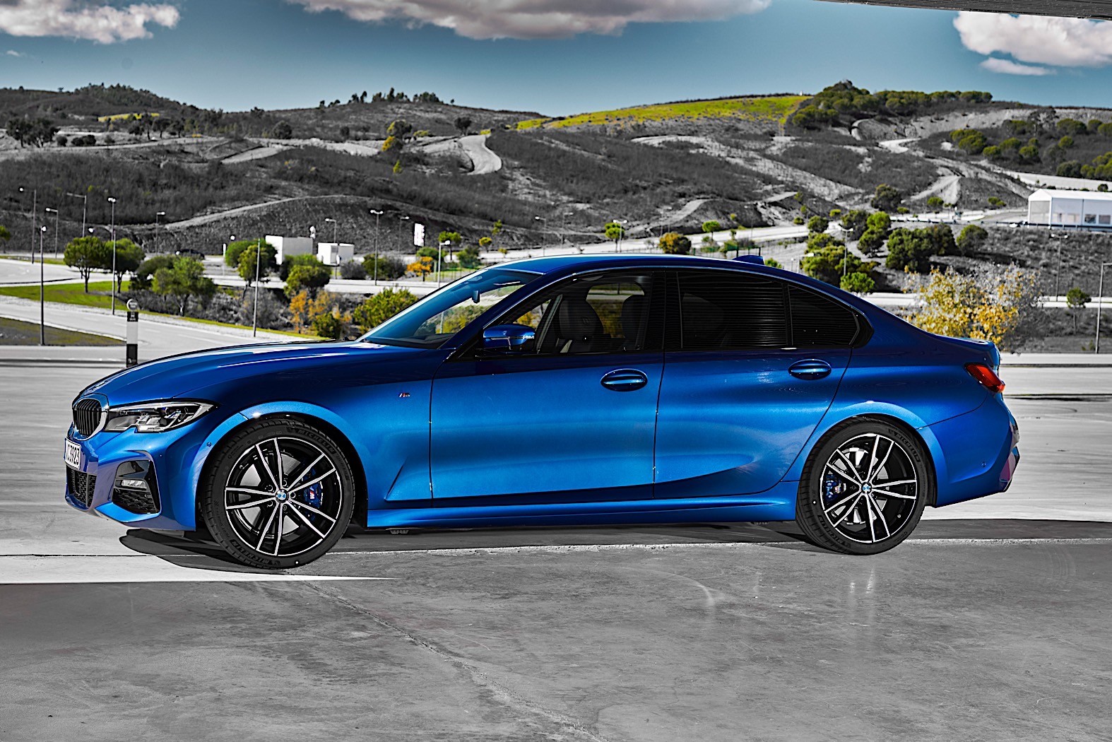 2020 BMW 3 Series Turns White and Blue in Brand New Photo ...